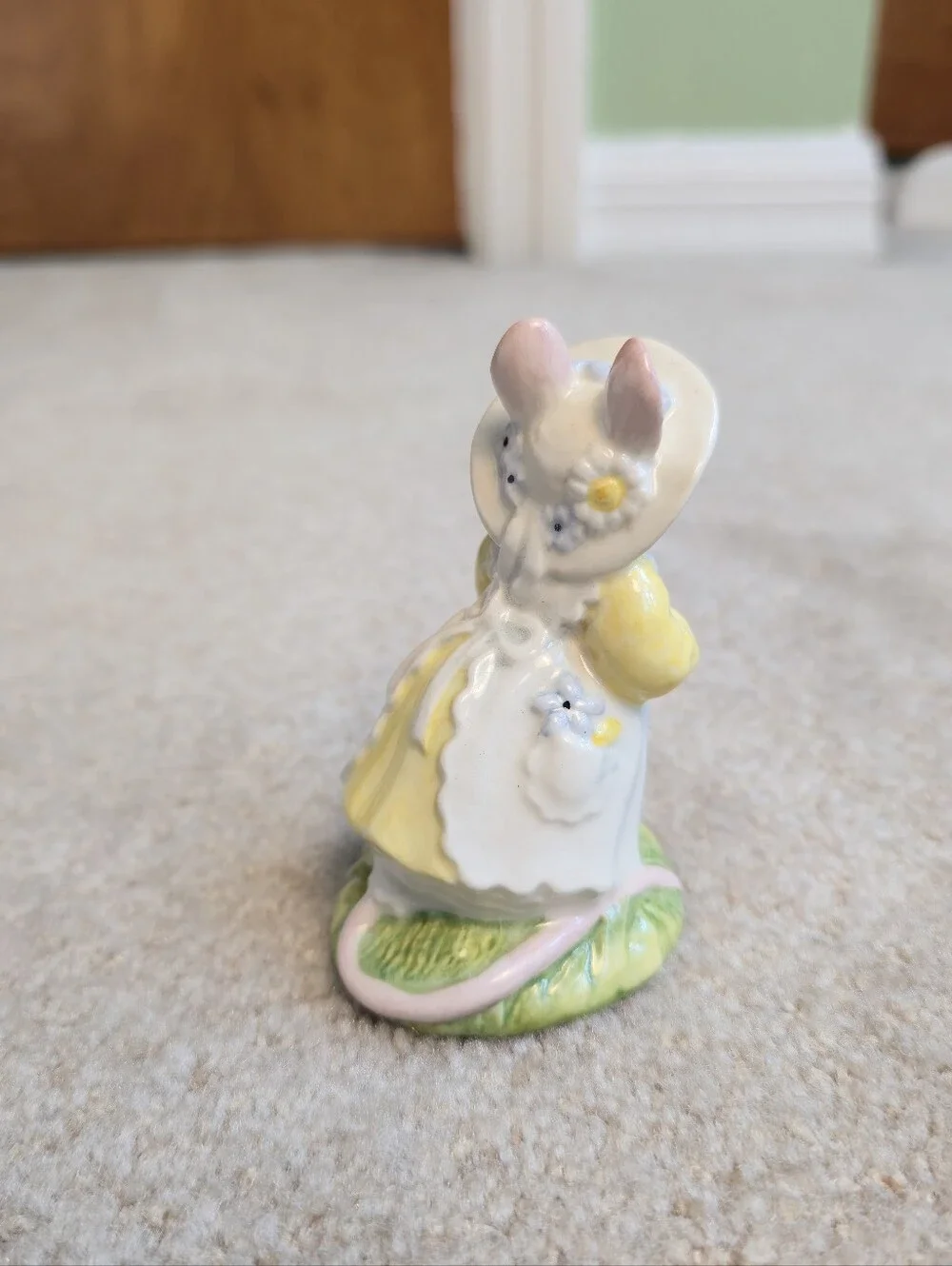 Royal Doulton Brambly Hedge 'Primrose Woodmouse' Porcelain Figurine 1982